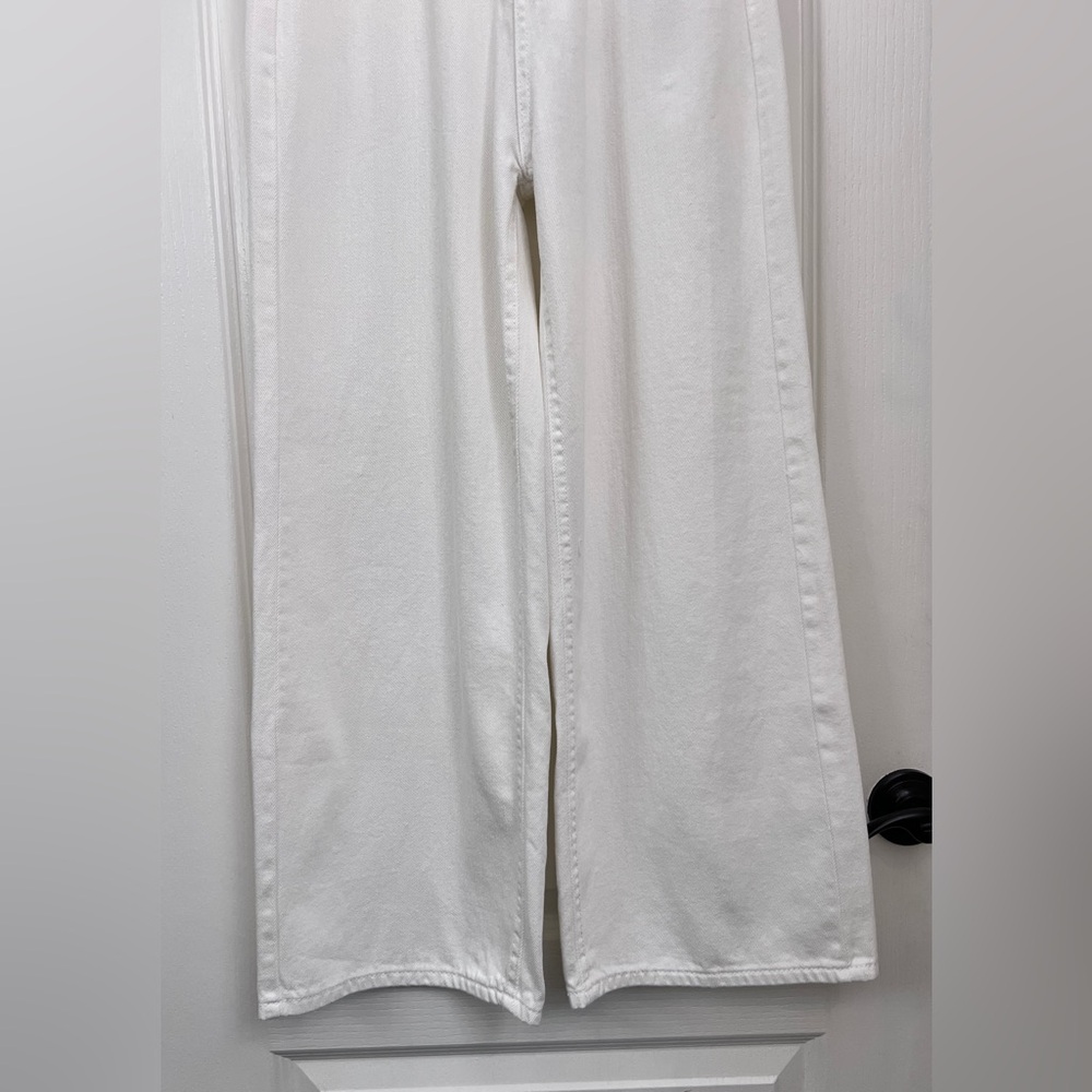 Chicwish Classic White Wide-Leg High Rise Jeans Women’s Size Small - Picture 5 of 12